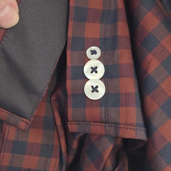 Duluth Trading Shirt Mens XL Tall, Red Blue Plaid Flannel, Button Down Untucked - Picture 10 of 14